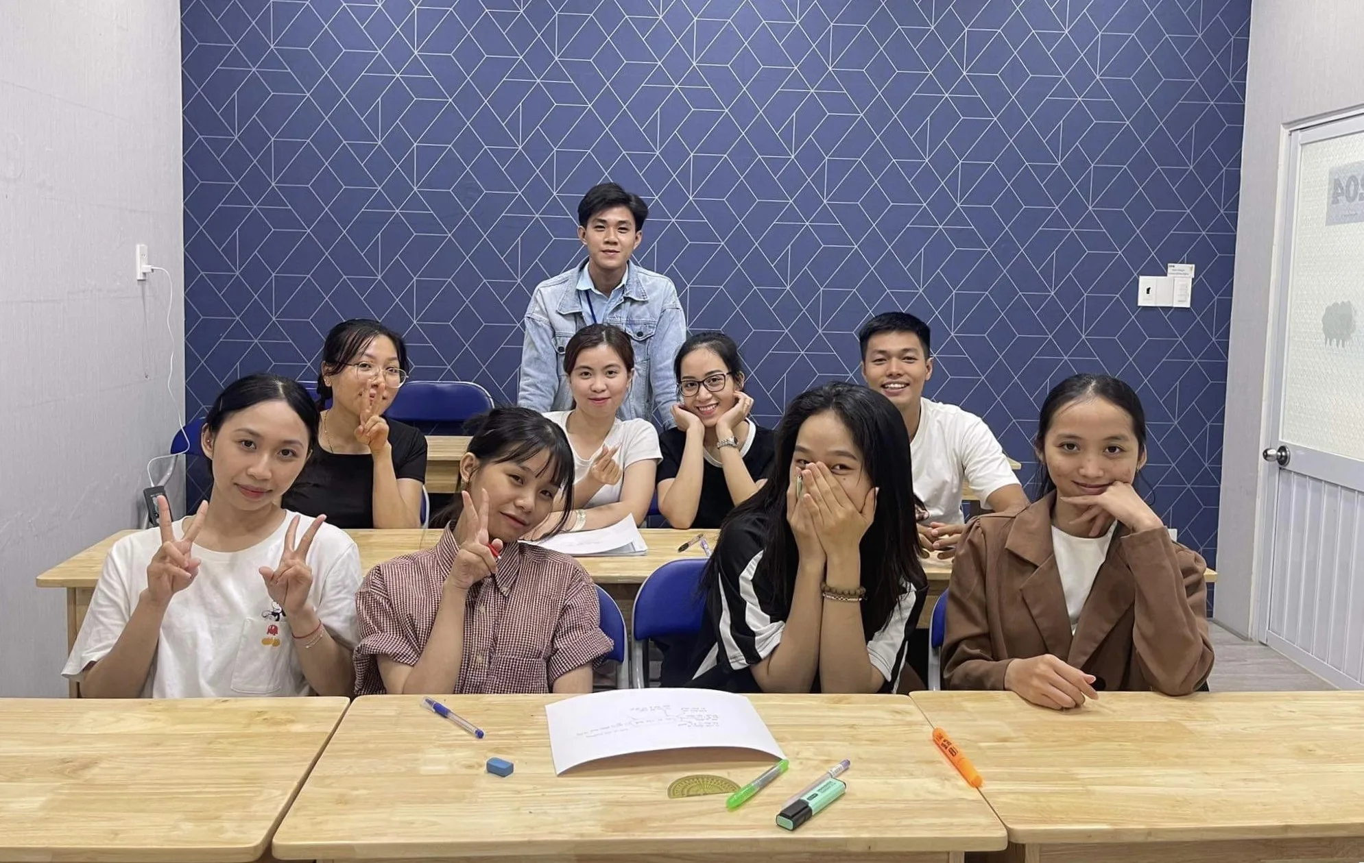 English teaching session with students
